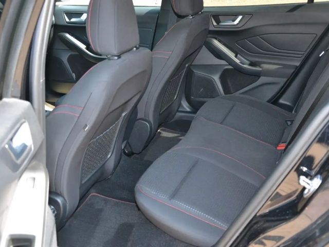 Ford Focus ST Line Wagon