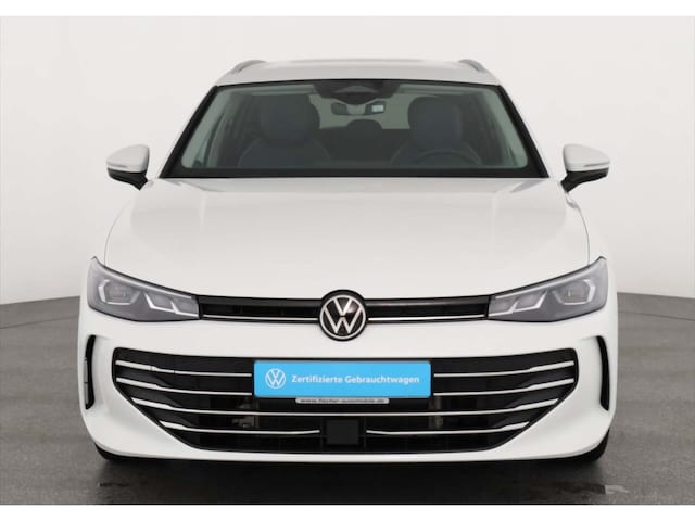 Volkswagen Passat 1.5 eTSI Business