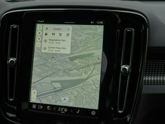 Volvo XC40 Dark Plus