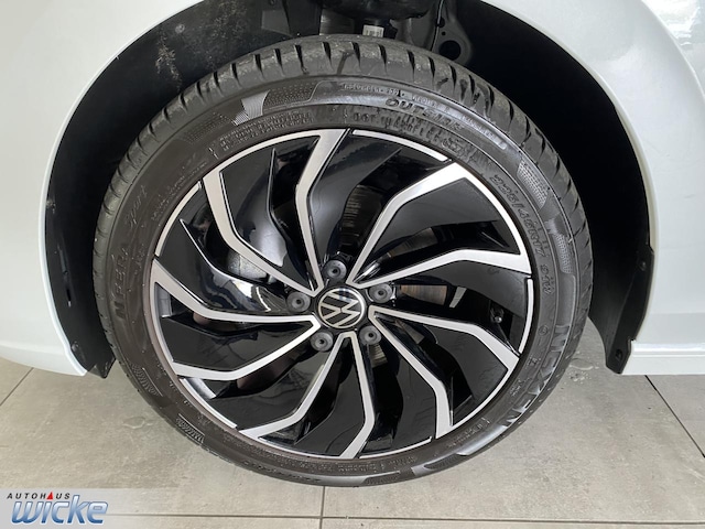 Volkswagen Golf 1.0 TSI Move