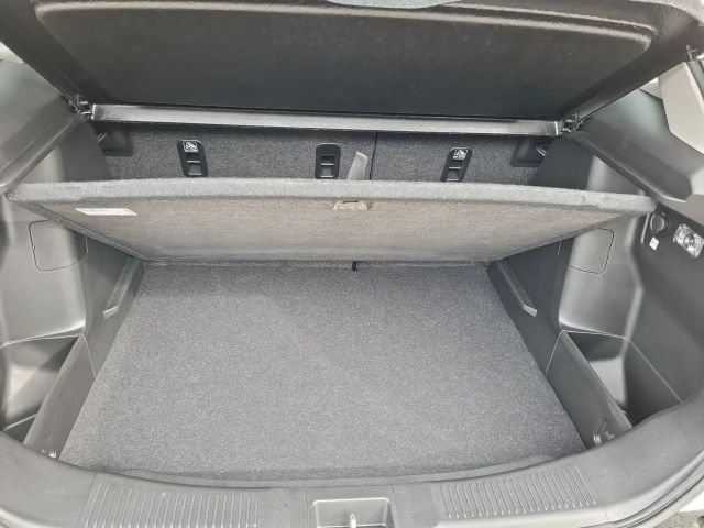 Suzuki S-Cross Flash Hybrid