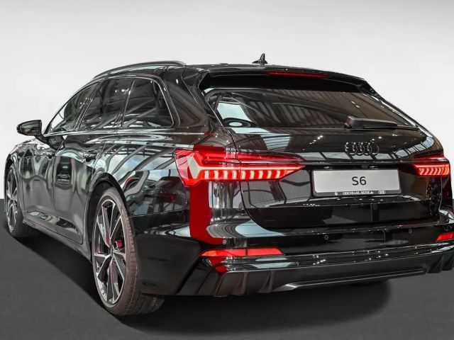 Audi S6 Avant