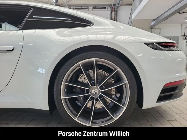 Porsche 992 Carrera Coupé