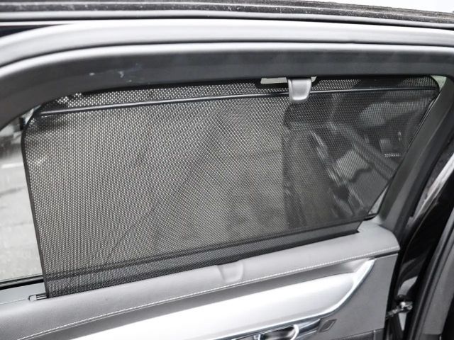 Volvo V90 AWD Dark Plus Recharge