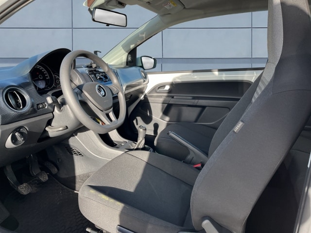 Volkswagen up! Move Move up!