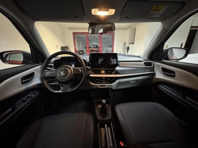 Suzuki Swift Club Hybrid