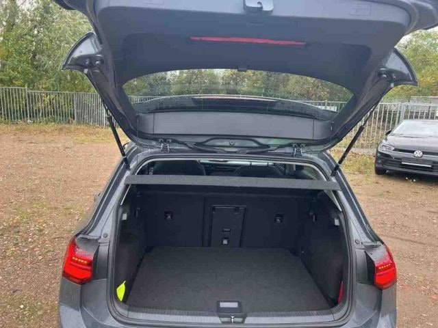 Volkswagen Golf 1.5 TSI Golf VIII