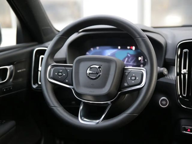 Volvo XC40 Plus