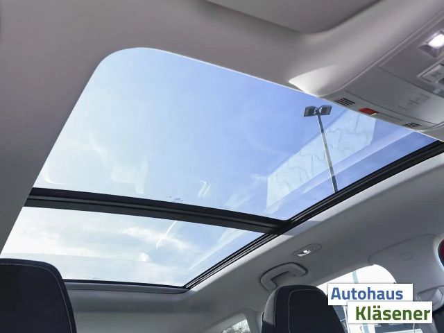 Skoda Karoq 1.5 TSI Tour