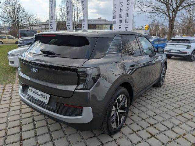 Ford Explorer AWD Extended range