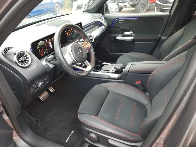 Mercedes-Benz GLB 200 AMG Line