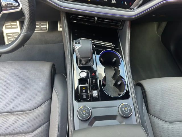 Volkswagen Touareg R-Line Style