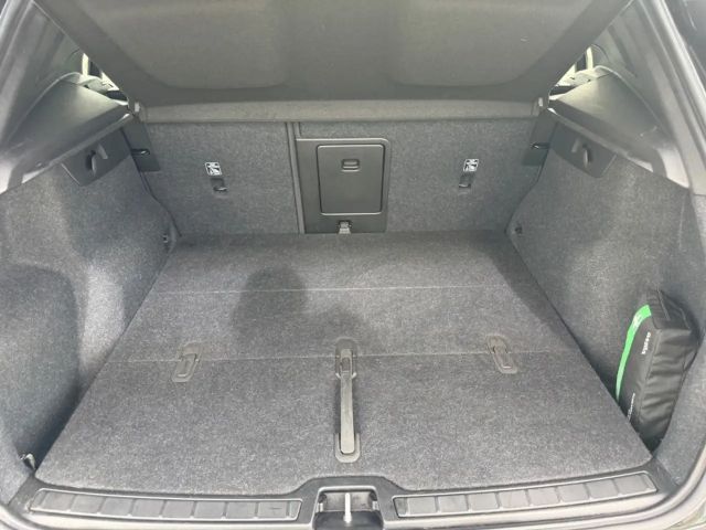 Volvo XC40 AWD Plus Recharge Twin Engine