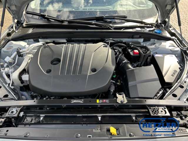 Volvo V60 Core Hybrid