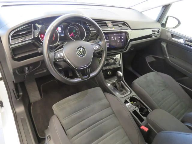 Volkswagen Touran DSG