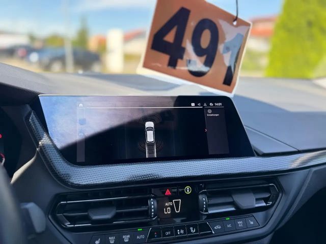 BMW 120 120i Sedan Sport Line