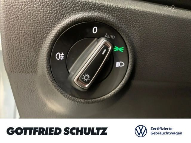 Volkswagen T-Roc GOAL TSI NAVI SITZHEIZUNG EINPARKHILFE LED