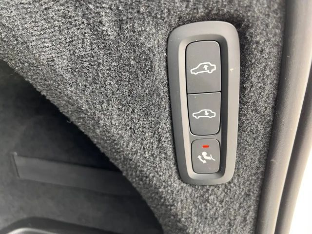 Volvo XC90 AWD Dark T8 Ultimate