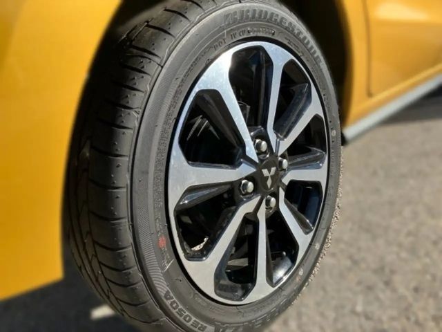 Mitsubishi Space Star Invite Star