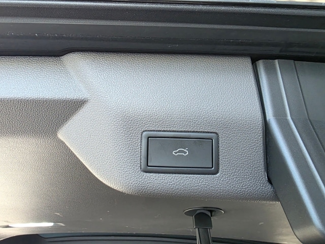 Volkswagen Multivan 2.0 TDI DSG Lang T7