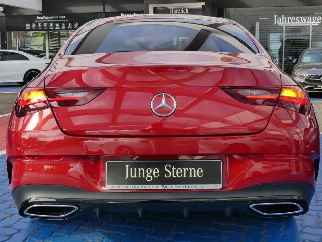 Mercedes-Benz CLA 200 AMG Line Coupé