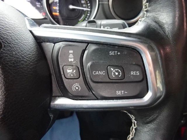 Jeep Wrangler Sahara