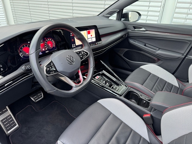 Volkswagen Golf 2.0 TSI Golf VIII