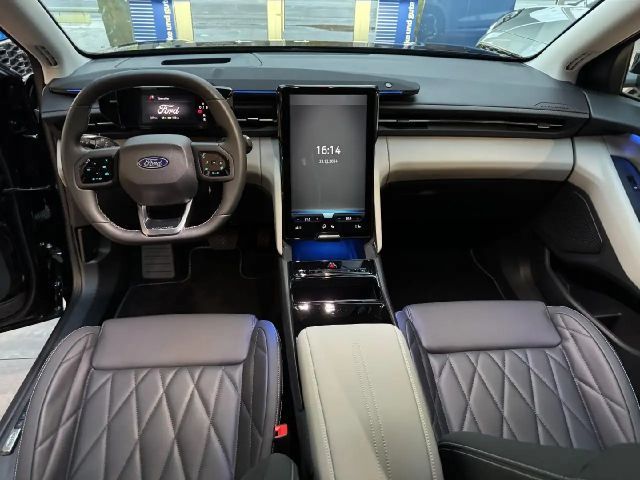 Ford Explorer Premium RWD