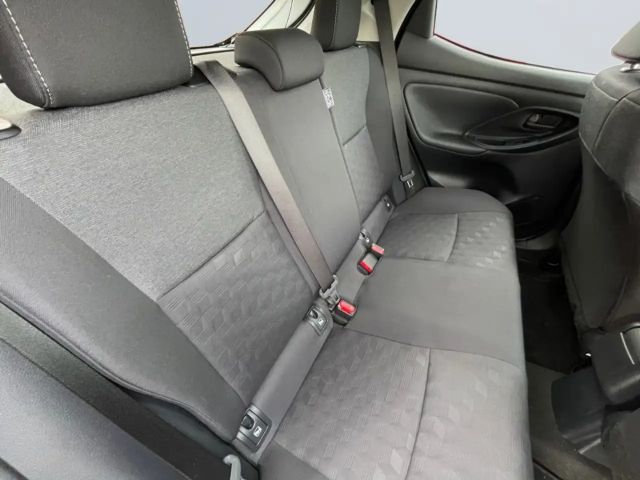 Toyota Yaris Hatchback Hybride Team D