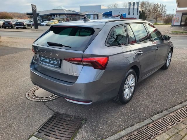 Skoda Octavia 1.5 TSI Combi Selection