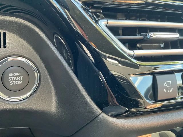 Suzuki S-Cross Flash