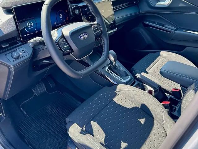 Ford Puma EcoBoost Titanium