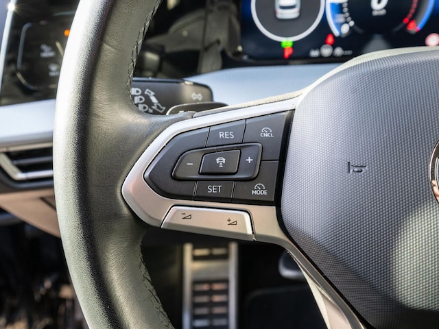 Volkswagen Golf 2.0 TDI DSG Variant