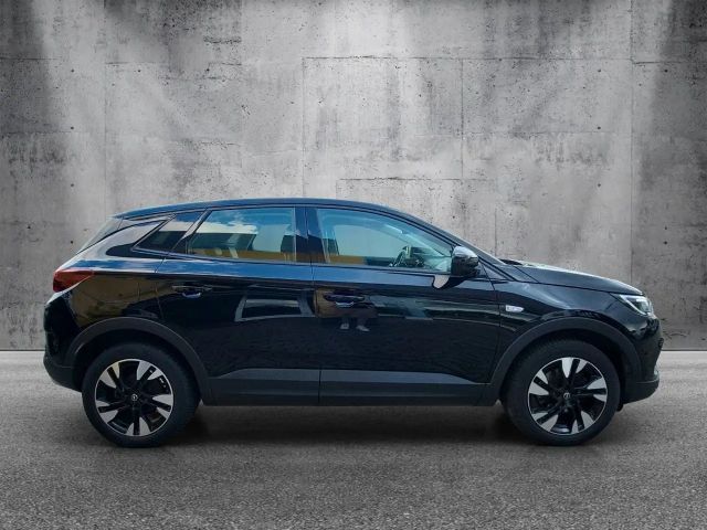 Opel Grandland X Sondermodell "Elegance" aus 1-Hand