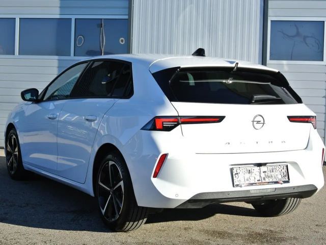 Opel Astra 1.2 Turbo Edition Turbo