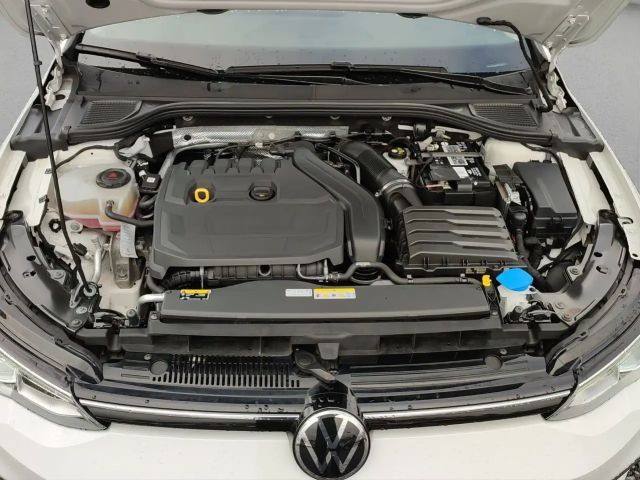 Volkswagen Golf 1.5 TSI Golf VIII Life