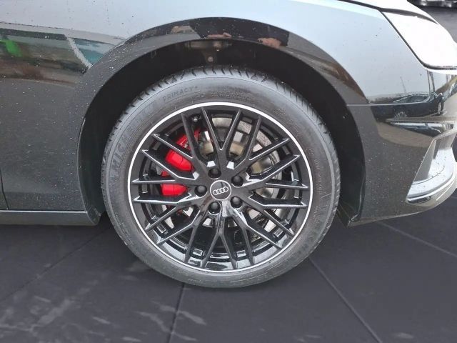 Audi A4 40 TFSI Business S-Tronic