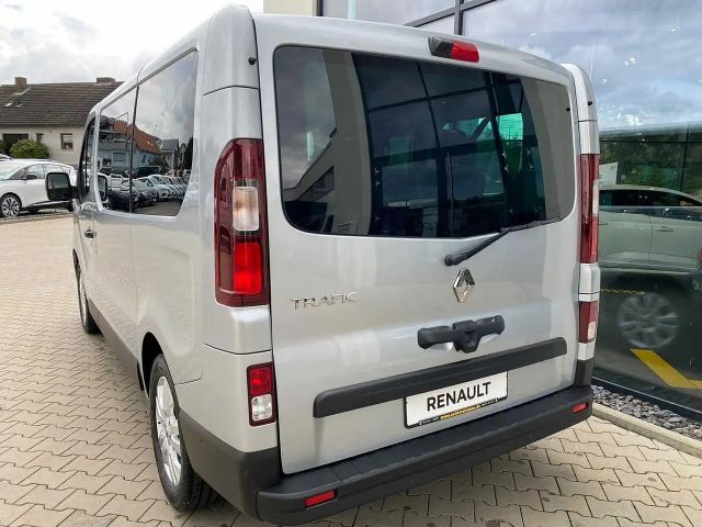 Renault Trafic Life