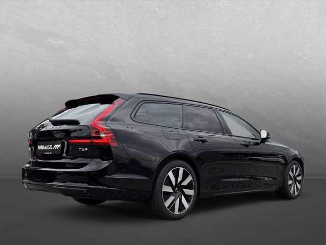 Volvo V90 AWD Dark Plus T6