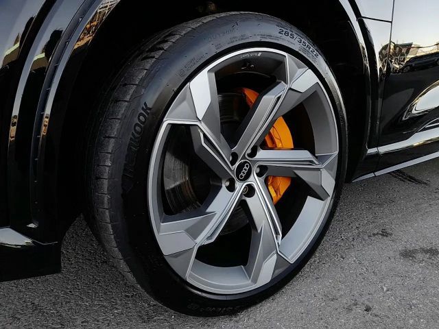 Audi e-tron Quattro S-Line