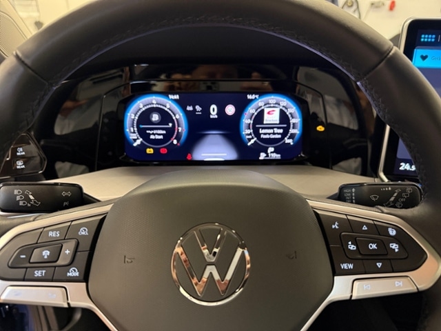 Volkswagen Golf 1.5 TSI Golf VIII