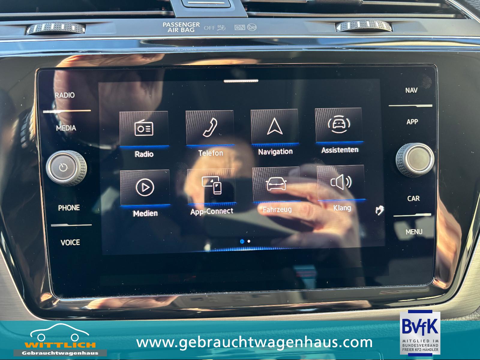 Volkswagen Touran 1.5 TSI DSG