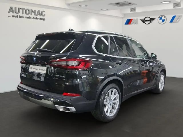 BMW X5 xDrive45e