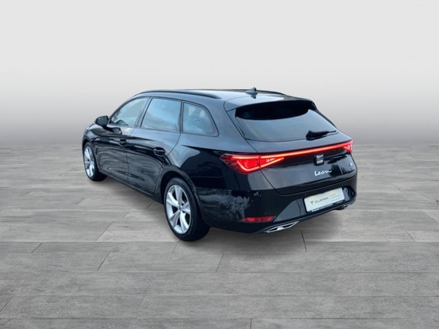 Seat Leon 2.0 TDI DSG FR-lijn Sportstourer