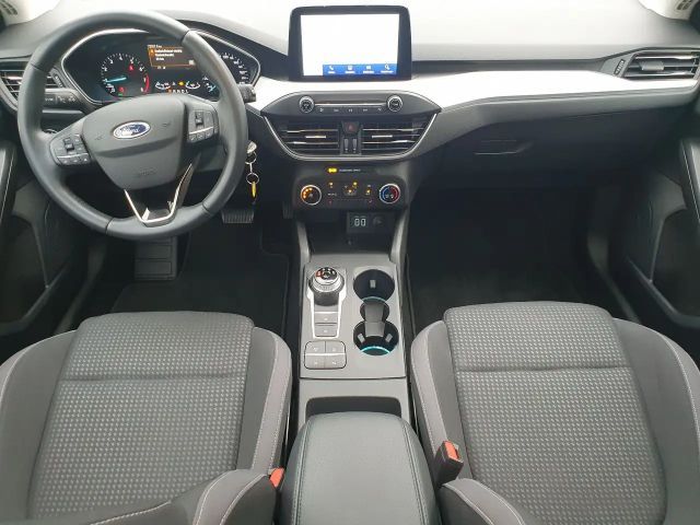 Ford Focus Cool & Connect Wagon