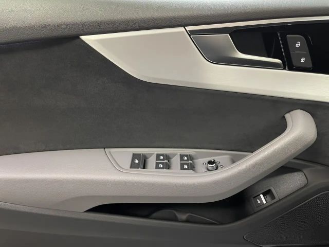 Audi A5 35 TDI Cabriolet S-Line