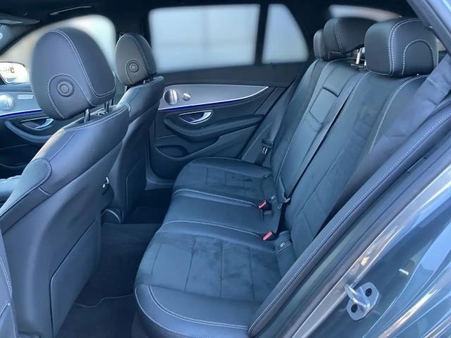 Mercedes-Benz E 220 AMG Line E 220 d Estate