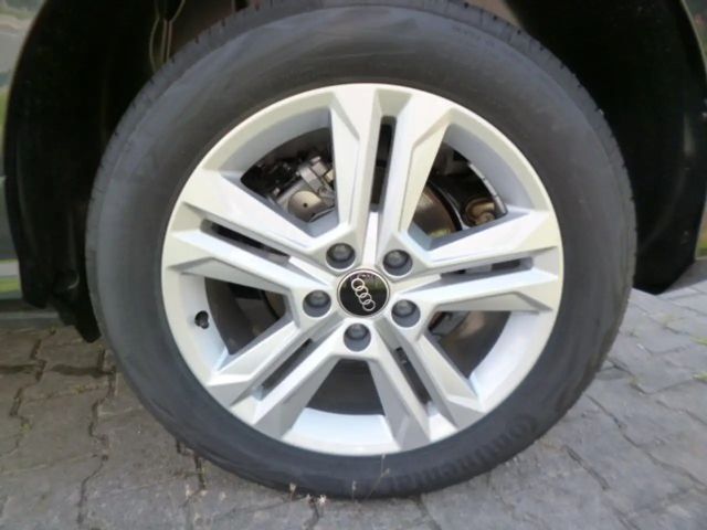 Audi Q2 30 TFSI Advance