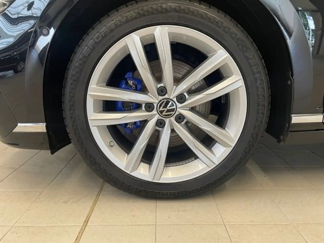 Volkswagen Passat GTE Variant