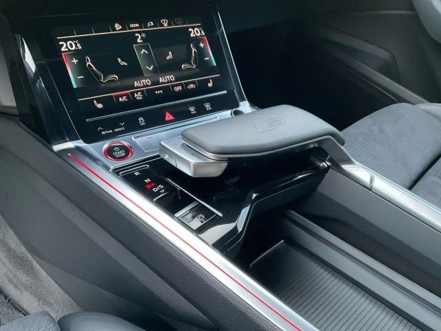 Audi e-tron Ambiente